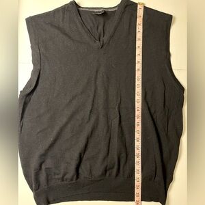 Jos A Bank Merino Wool Sweat Vest- XXL, Black